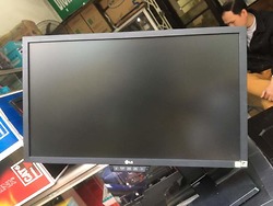 Màn hình LG 24GM77-B Gaming 144Hz chuyên  GAME